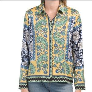 NWT- rachel zoe drop shoulder long sleeve printed satin button up shirt-s